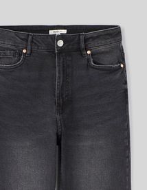 Jean mom fit