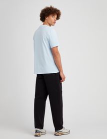 T-shirt broderie poitrine