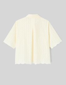 Chemisette en broderie anglaise