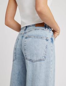 Jean wide leg à revers