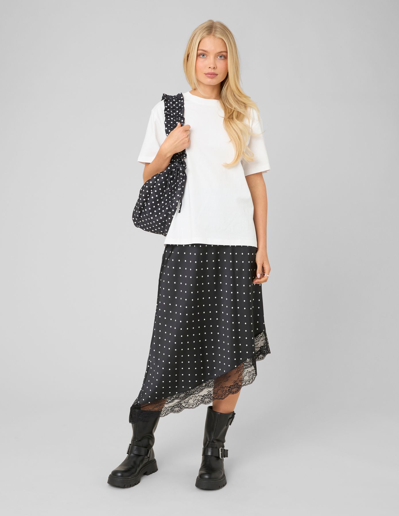 Jupe midi asym&eacute;trique &agrave; pois