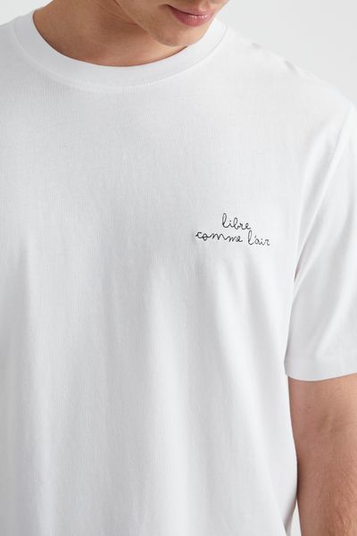 T-shirt broderie poitrine