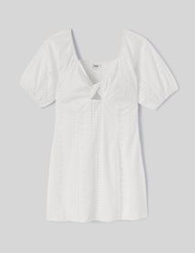 Robe courte broderie anglaise