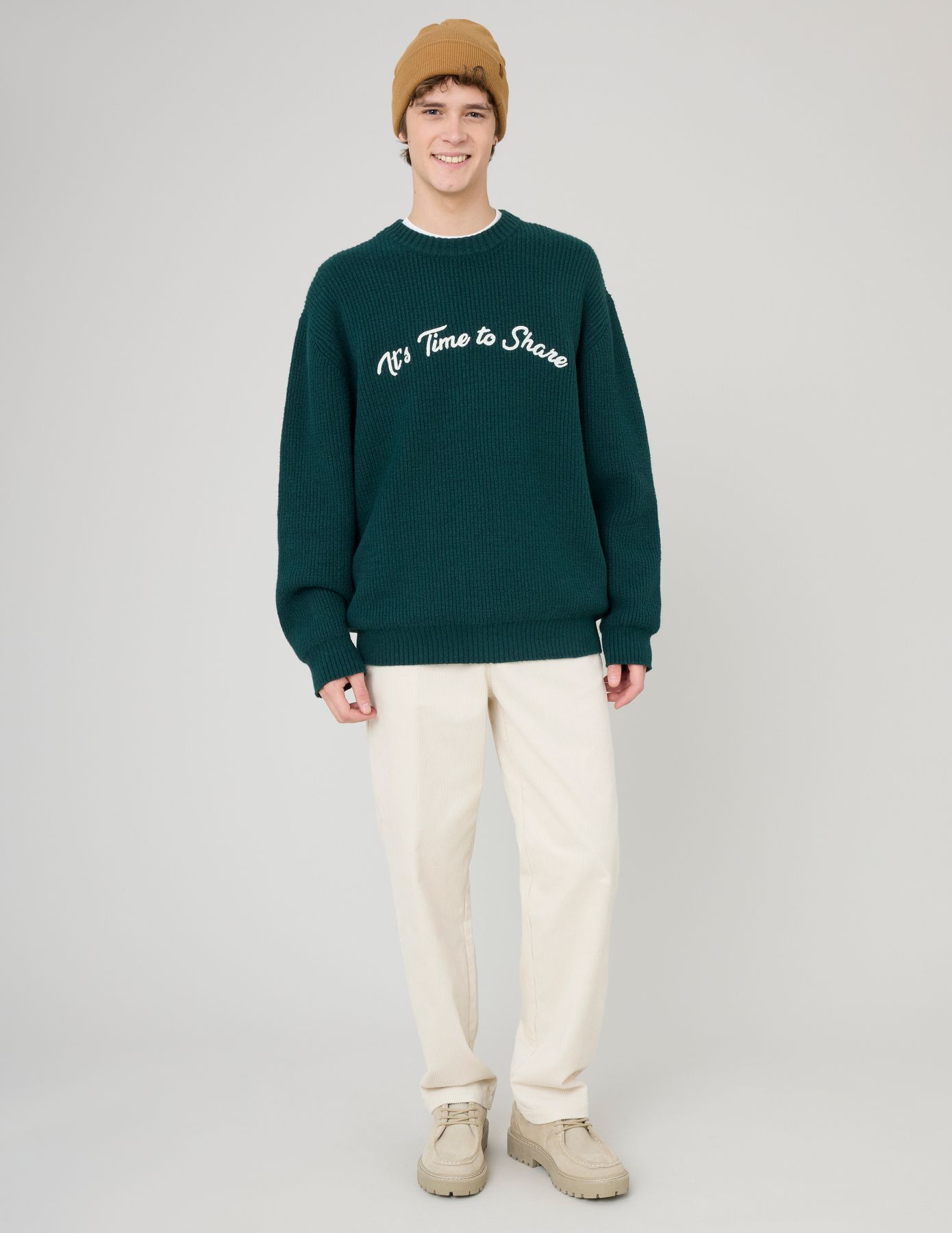 Pull broderie fantaisie