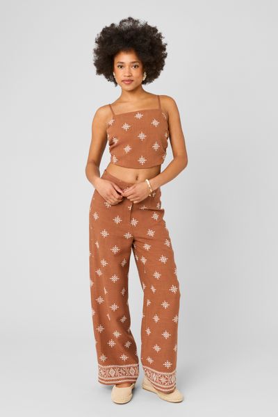 Top &agrave; fines bretelles &agrave; nouer