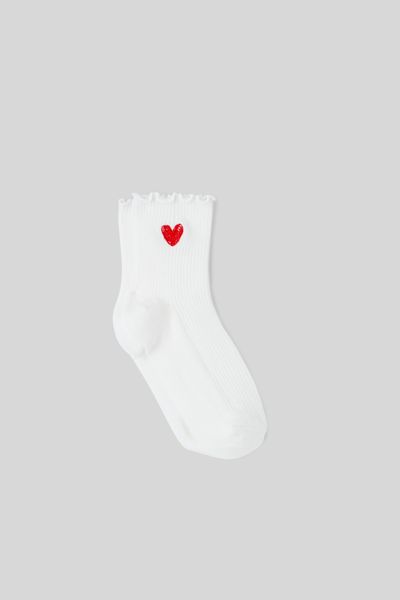 Chaussettes avec cœur brodé