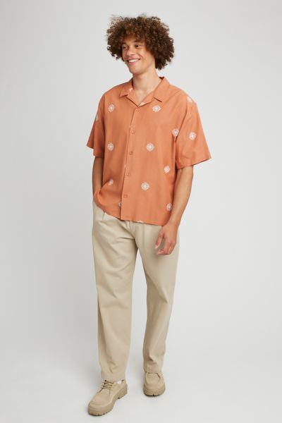 Chemise manches courtes brodée