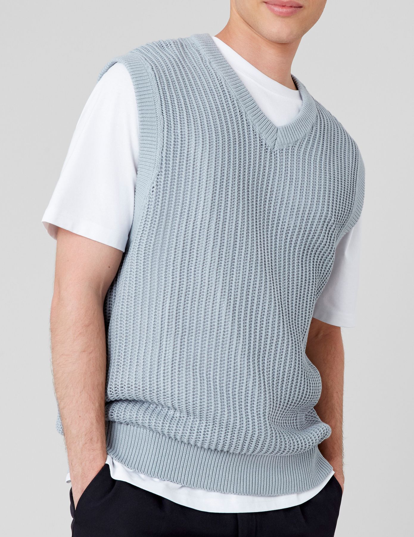 Pull uni sans manches