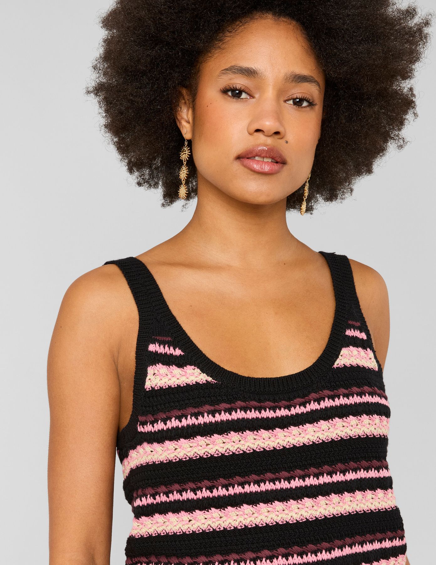 D&eacute;bardeur ray&eacute; en crochet multicolore