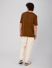 T-shirt broderie poitrine