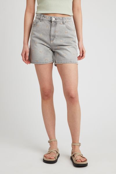 Short en jean brodé