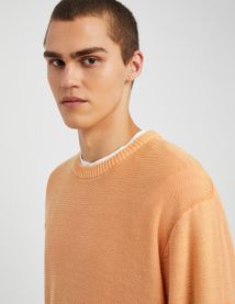 Pull col rond teint en pièce