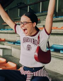 T-shirt imprim&eacute; licence Harvard