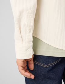 Chemise en velours c&ocirc;tel&eacute;