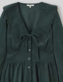 Robe courte col claudine