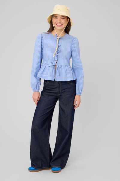 Blouse &agrave; nouer ray&eacute;e