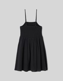 Robe courte smock&eacute;e