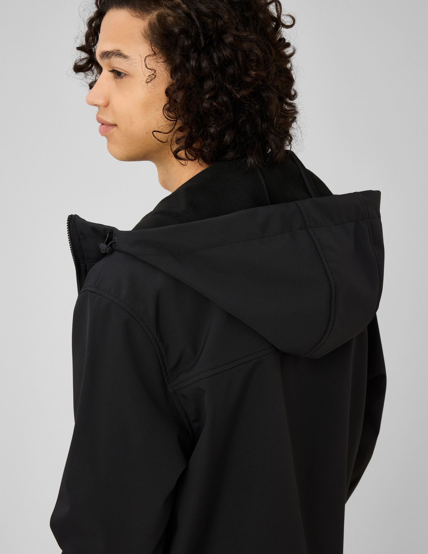 Veste &agrave; capuche zipp&eacute;e