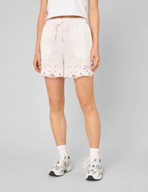 Short ray&eacute; broderie anglaise