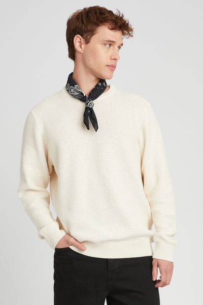 Pull matière fantaisie