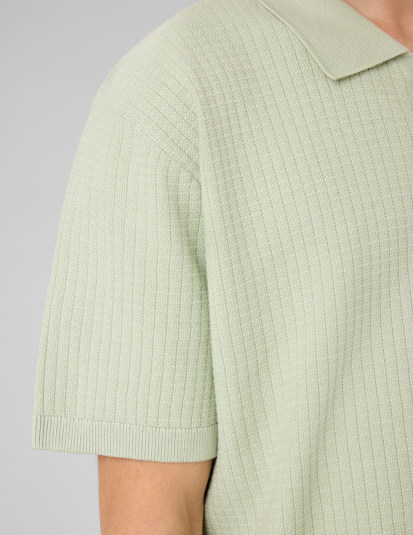 Polo maille c&ocirc;tel&eacute;e