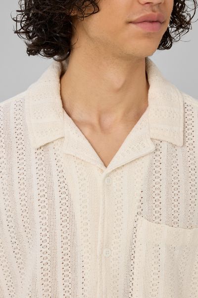Chemise ajour&eacute;e