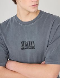 T-shirt collab Nirvana