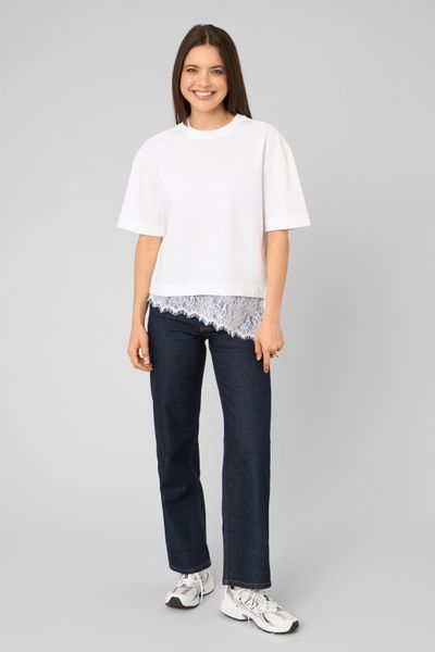 T-shirt avec empi&egrave;cement en dentelle
