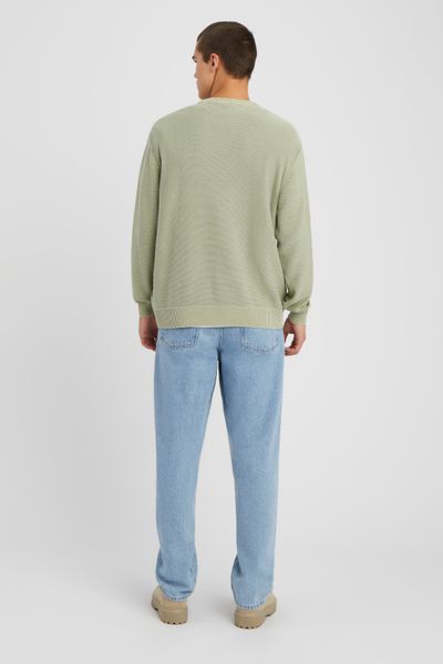 Pull col rond teint en pi&egrave;ce