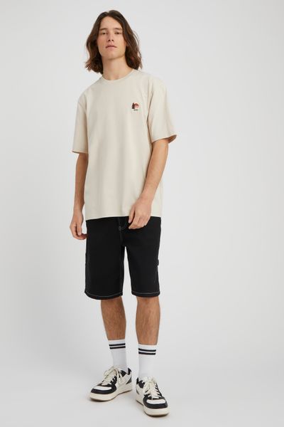 T-shirt broderie poitrine