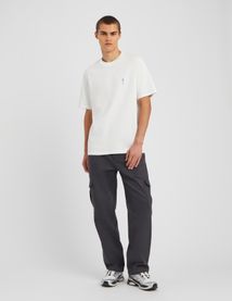 T-shirt broderie poitrine