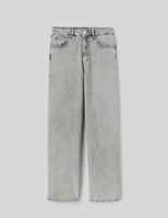 Gris foncé
