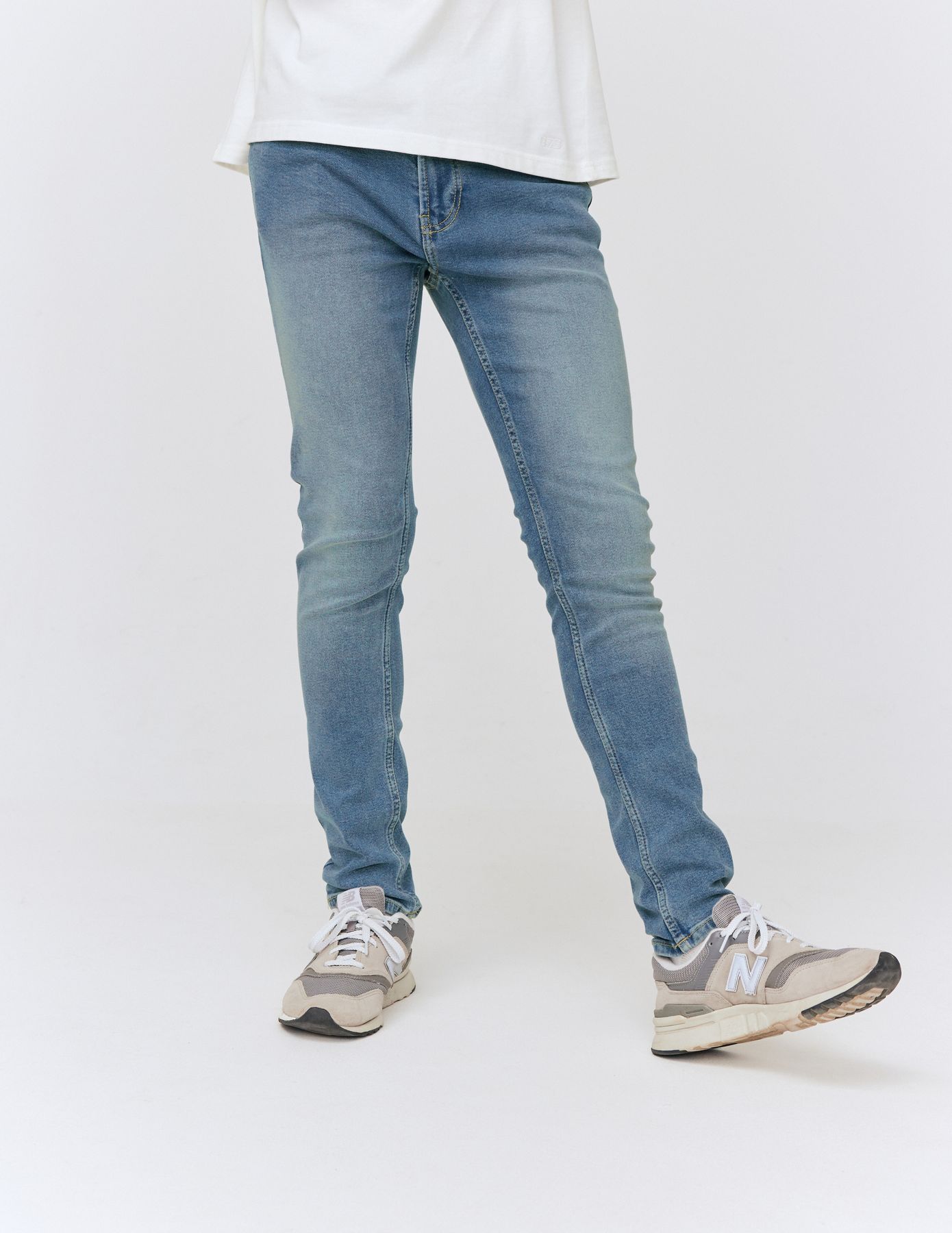 Jean slim basique stone clair
