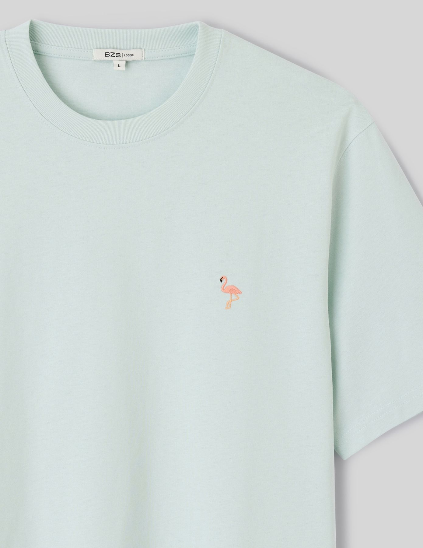 T-shirt broderie poitrine