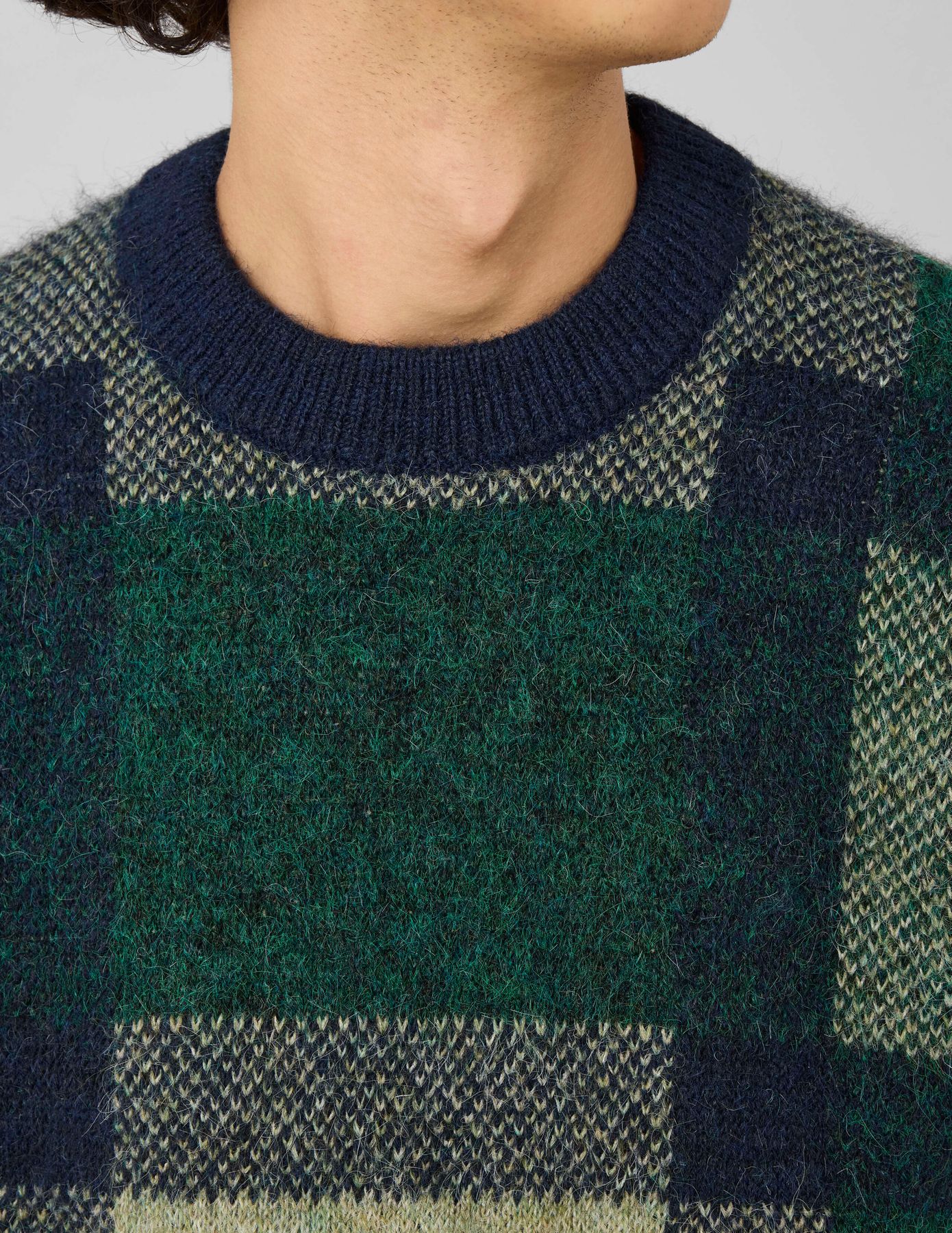Pull &agrave; carreaux