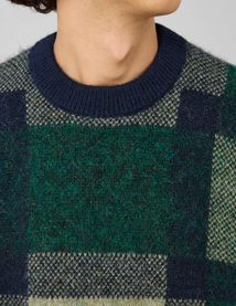 Pull &agrave; carreaux