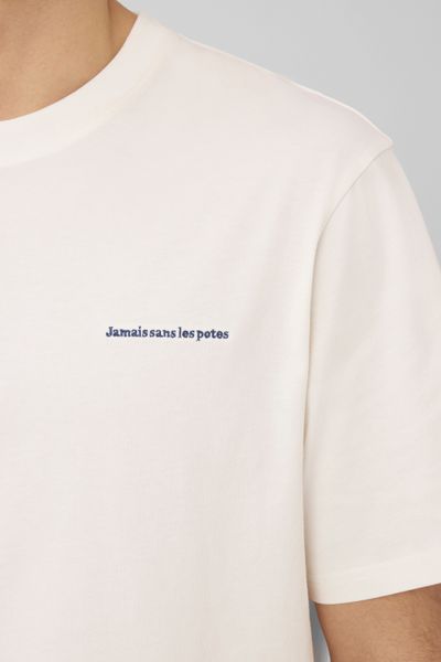 T-shirt broderie poitrine