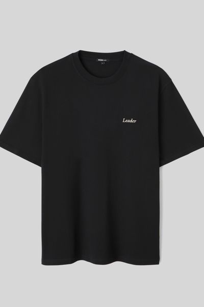 T-shirt broderie poitrine