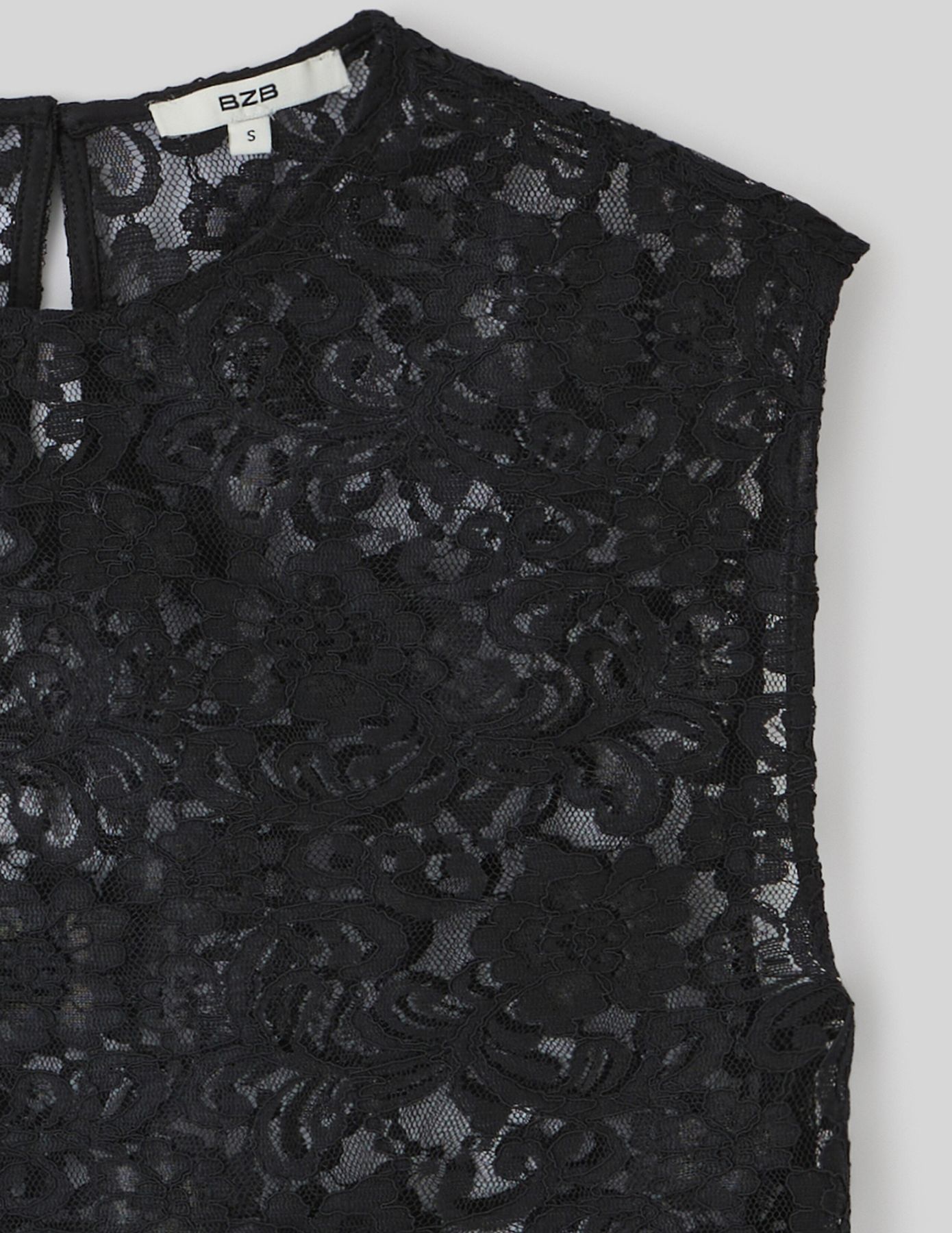 Blouse en dentelle