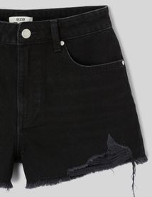 Short en Denim Raw cut