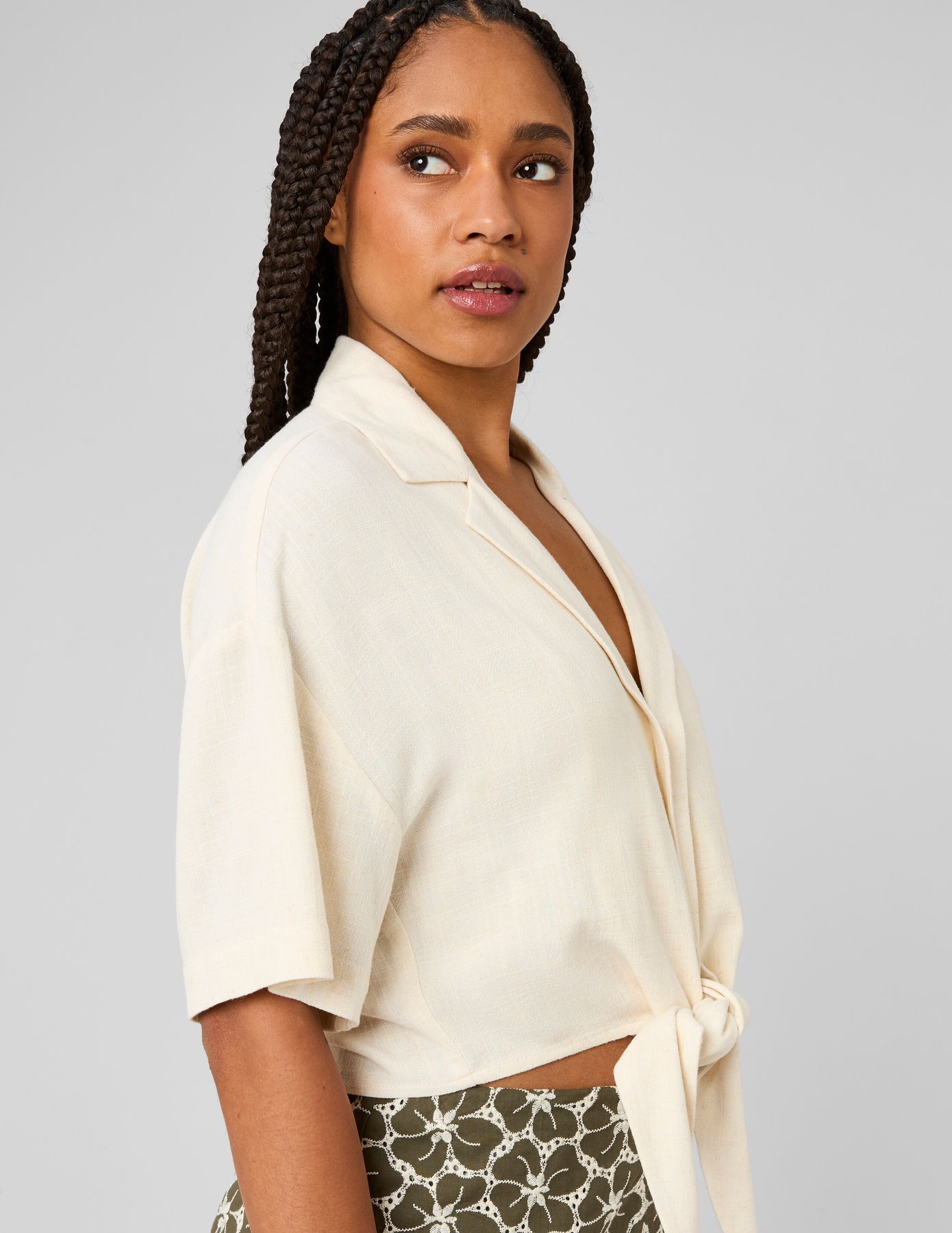 Chemisette &agrave; nouer