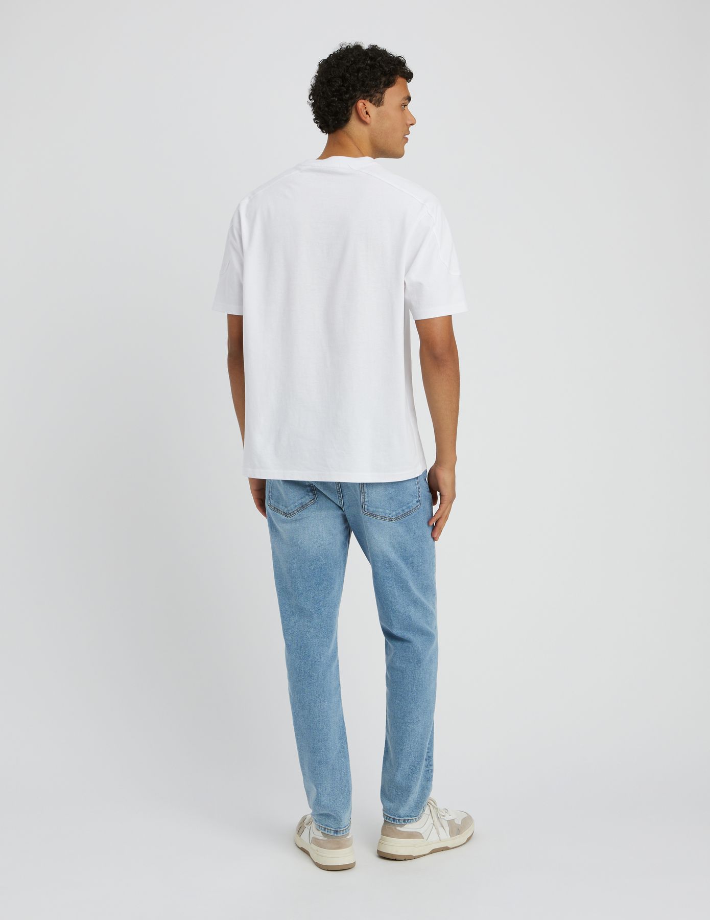 Jean straight triple stone