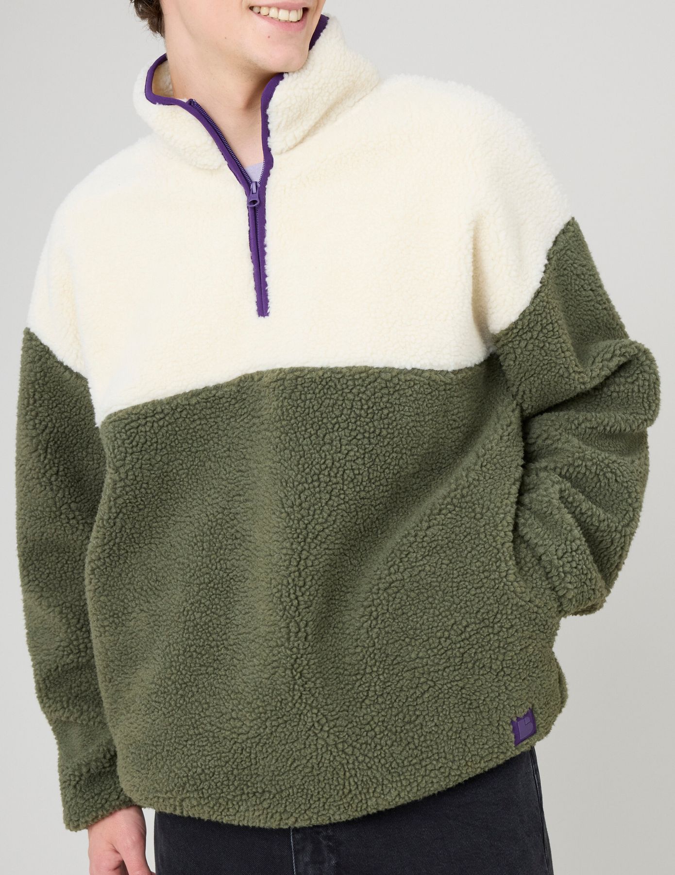 Sweat en sherpa colorblock