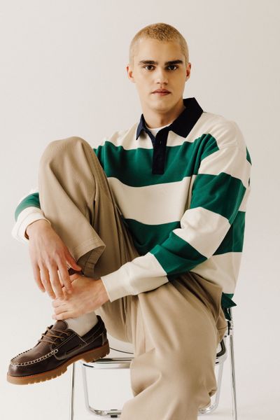 Sweat col polo &agrave; rayures