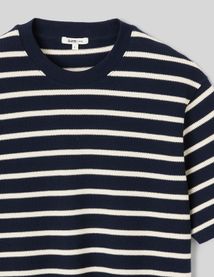 T-shirt mati&egrave;re gaufr&eacute;e