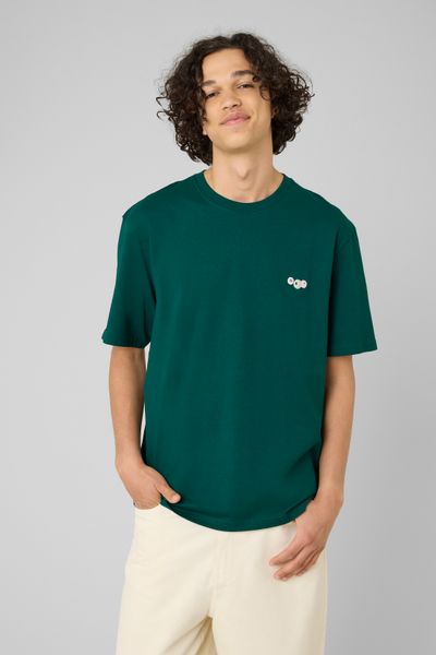 T-shirt broderie poitrine