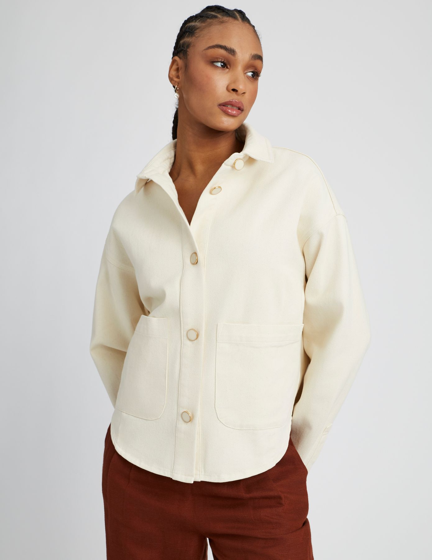 Veste en jean boutons dor&eacute;s