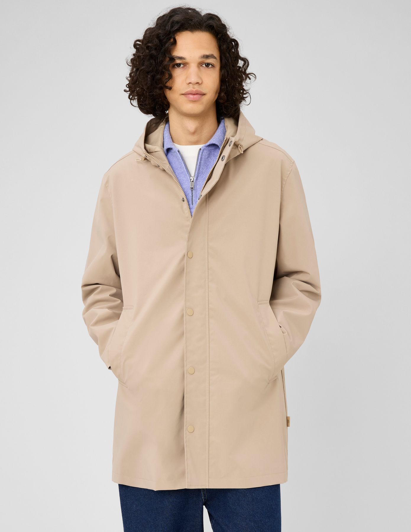 Parka l&eacute;g&egrave;re &agrave; capuche