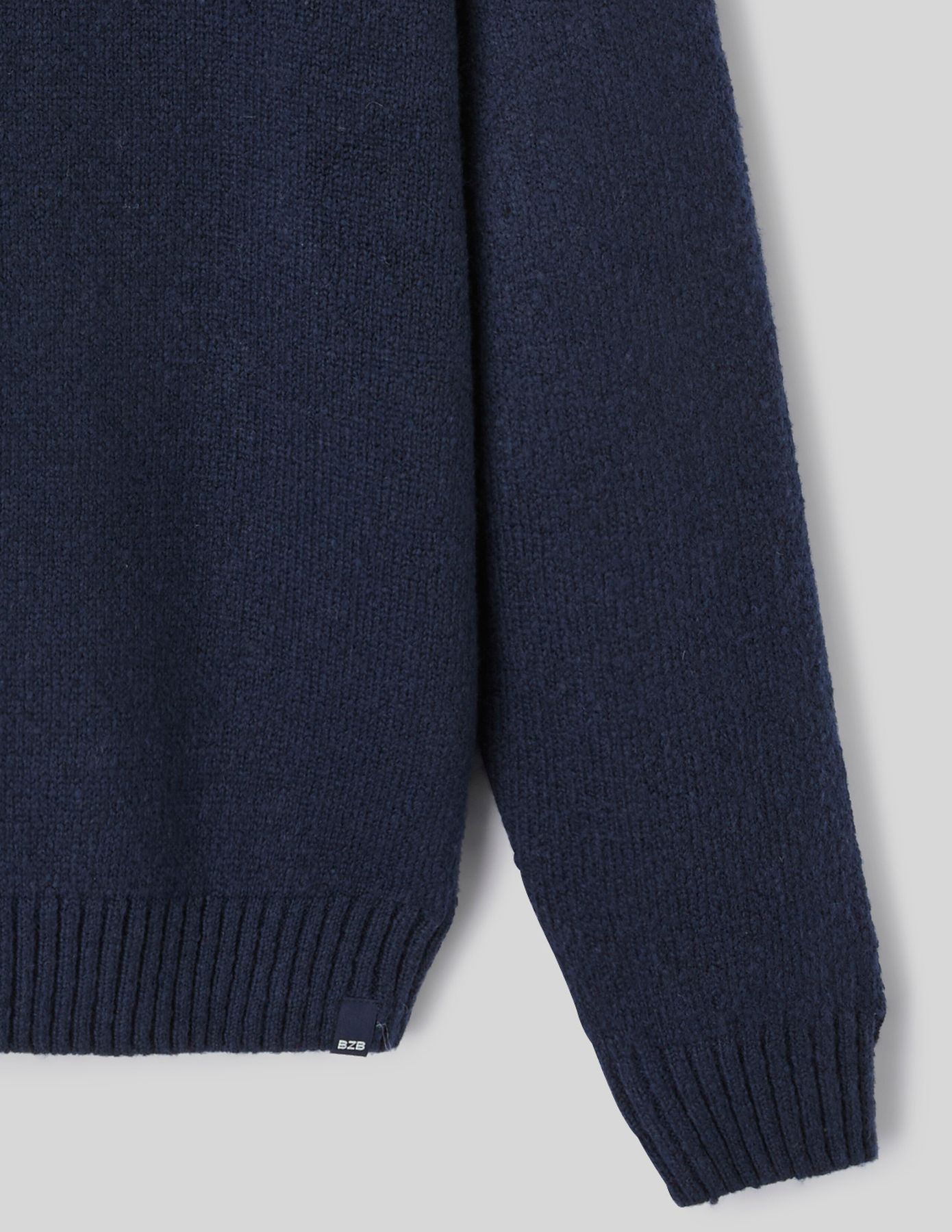 Pull moulin&eacute;
