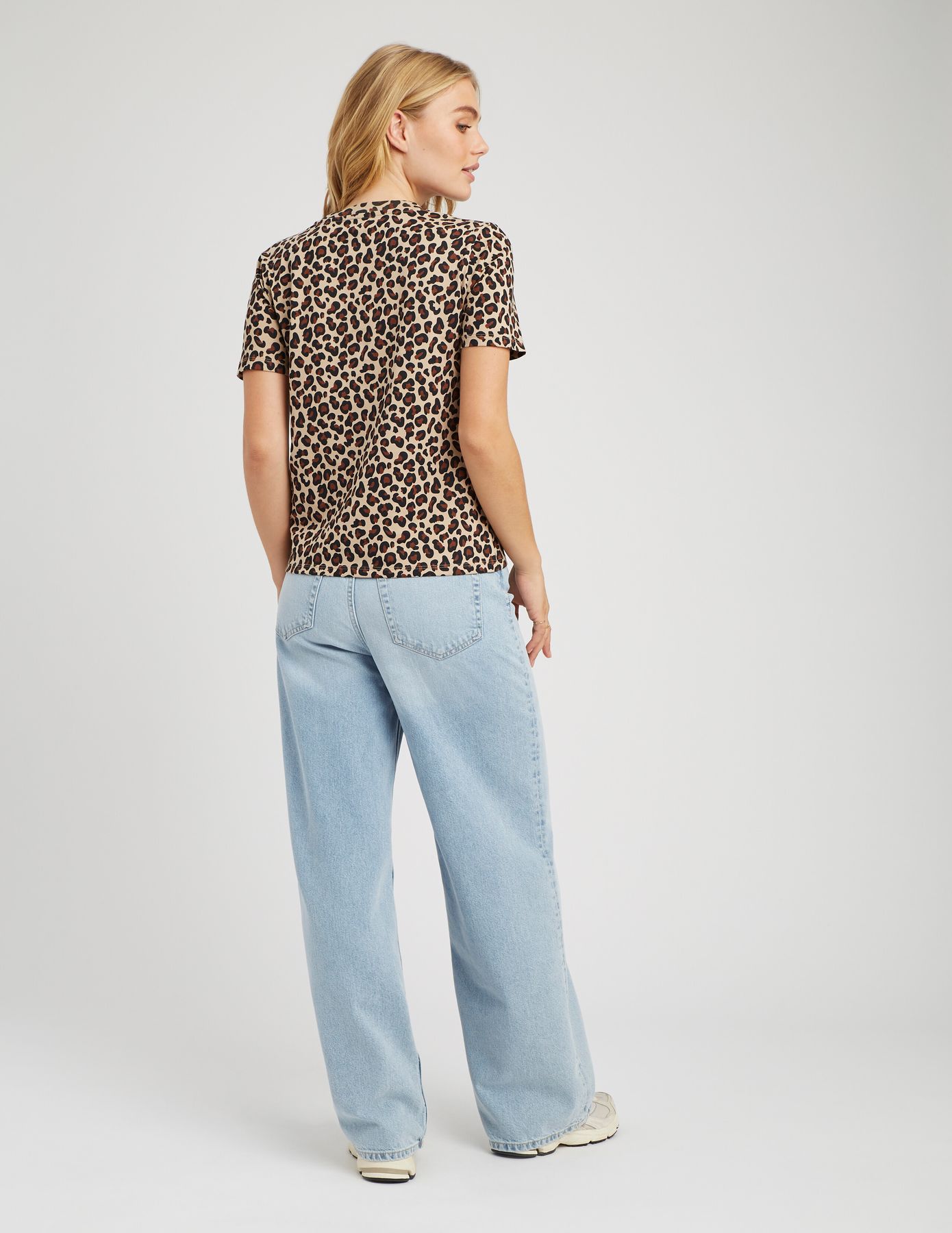 T-shirt imprim&eacute; l&eacute;opard